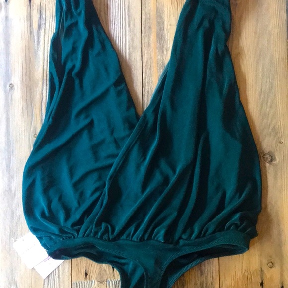 NWT Free People Emerald Green Bodysuit, Small - Picture 1 of 5